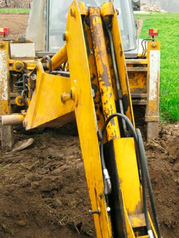 Contactar con Excavaciones Gesto en Oleiros