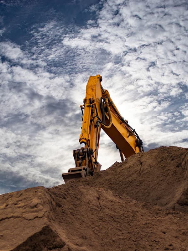 Amplia experiencia en excavaciones y movimientos de tierras